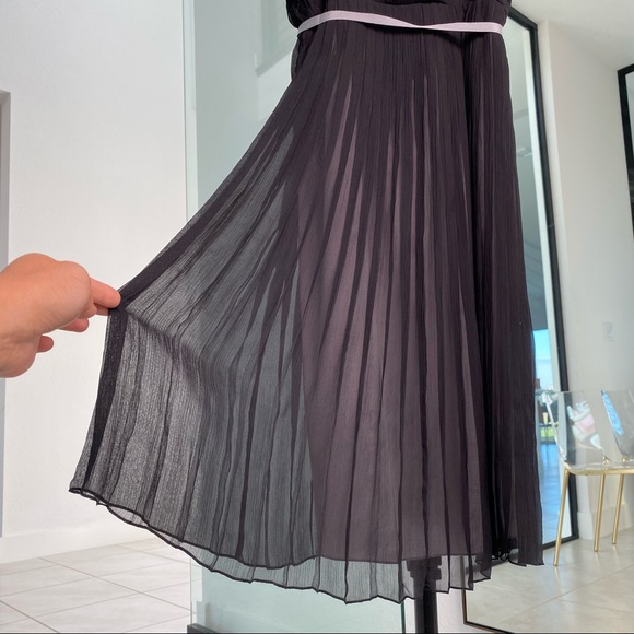 Mimi Maternity Silk Black Pleated Dress - Picture 3 of 10